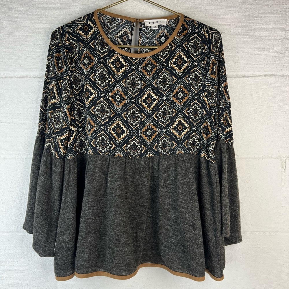 THML Gray Print Peplum Blouse Top, Small